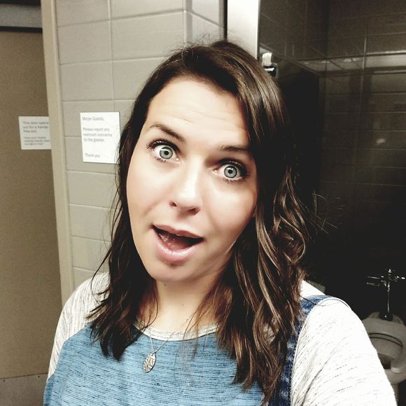 Meet your Posher, Caralee - Picture 1 of 1